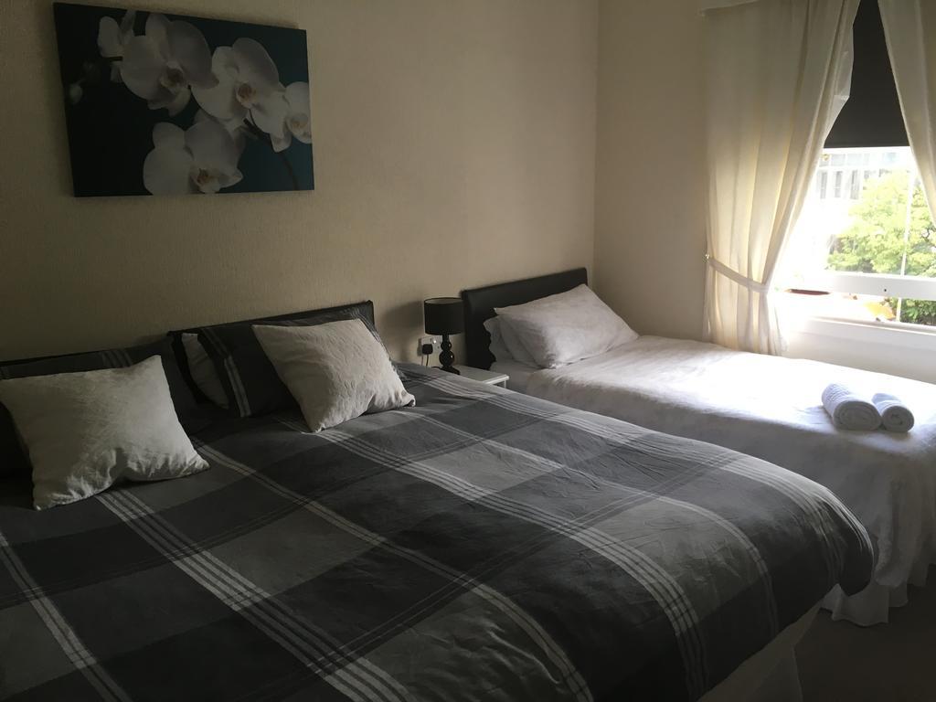 Bentons Guest House Cheltenham Dış mekan fotoğraf