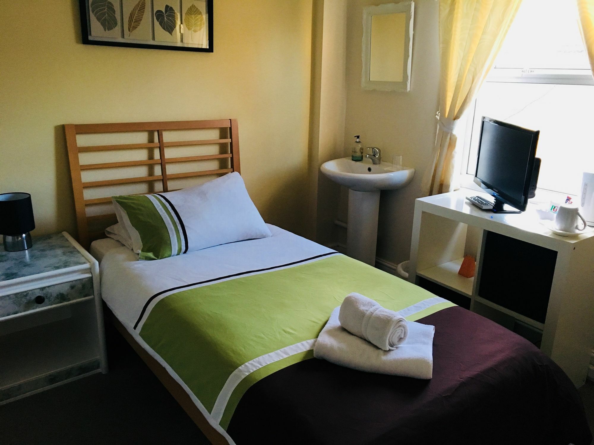 Bentons Guest House Cheltenham Dış mekan fotoğraf